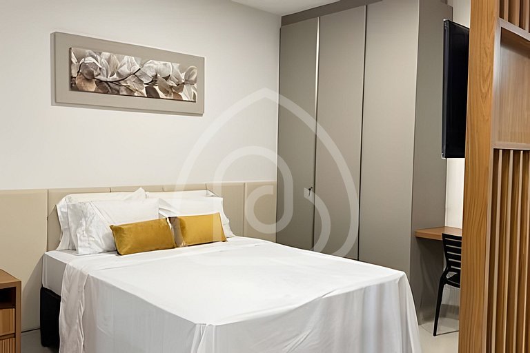 Flat charmosinho prox. Cebrom e Unievangélica