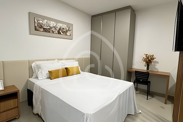 Flat charmosinho prox. Cebrom e Unievangélica