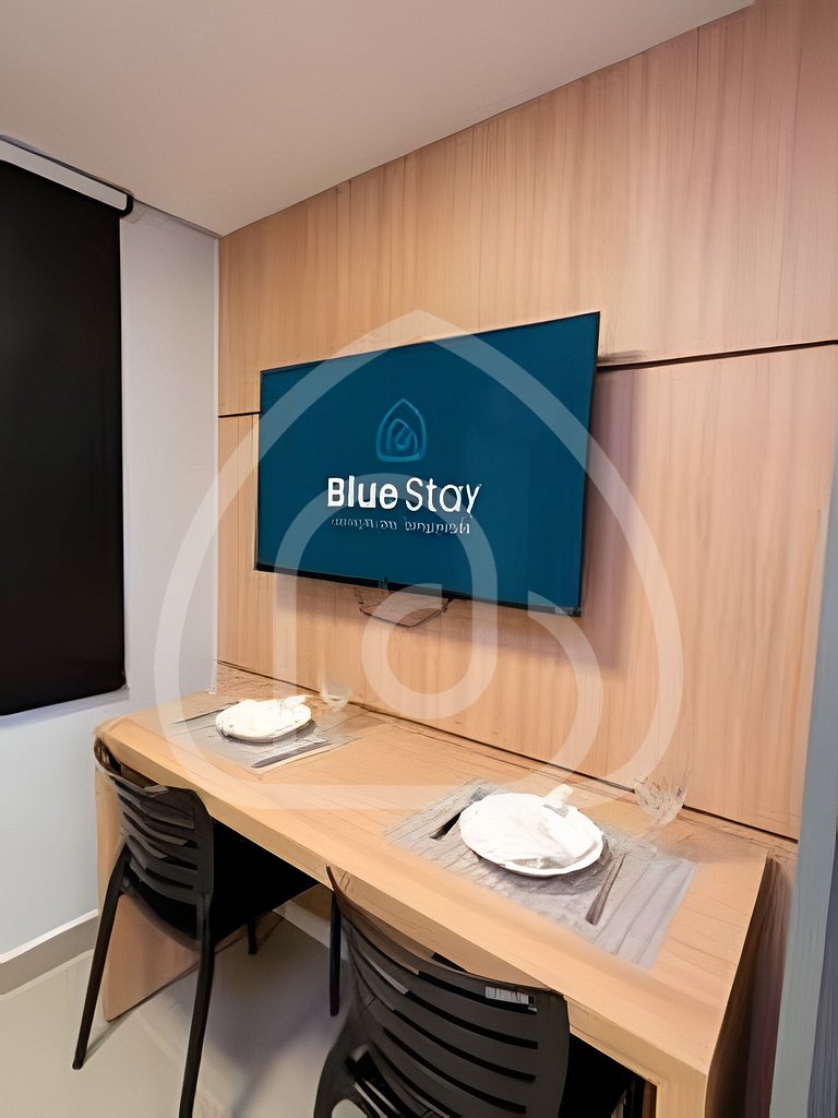 Studio completo com Wi-Fi, cozinha equipada e muito conforto