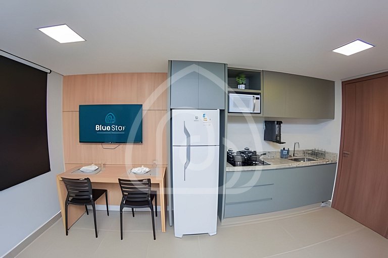 Studio completo com Wi-Fi, cozinha equipada e muito conforto