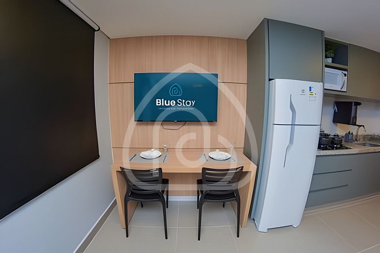 Studio completo com Wi-Fi, cozinha equipada e muito conforto