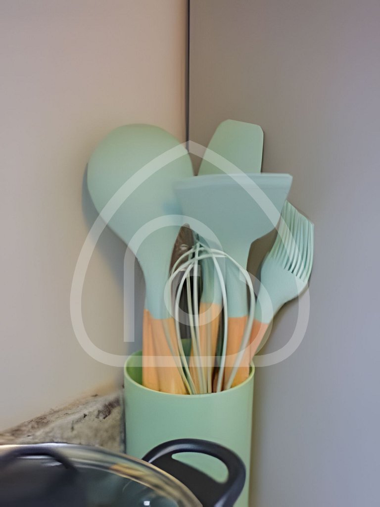 Suíte com cozinha completa em Anápolis 306
